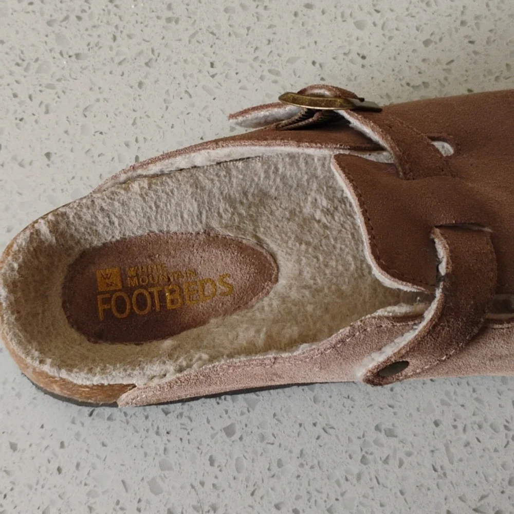 WHITE MOUNTAIN Size 9.5 Women